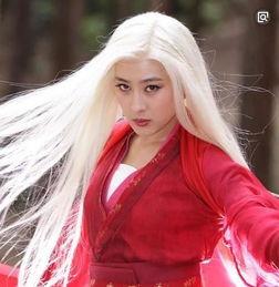 哪些女明星有白发,盘点娱乐圈中那些拥有独特魅力的白发女神