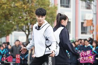 约吧大明星杨廷东,杨廷东的璀璨星途与魅力人生